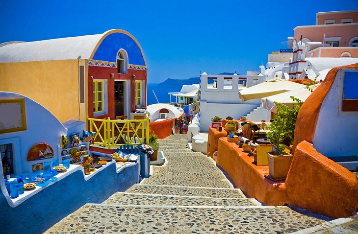 MDMA in Santorini